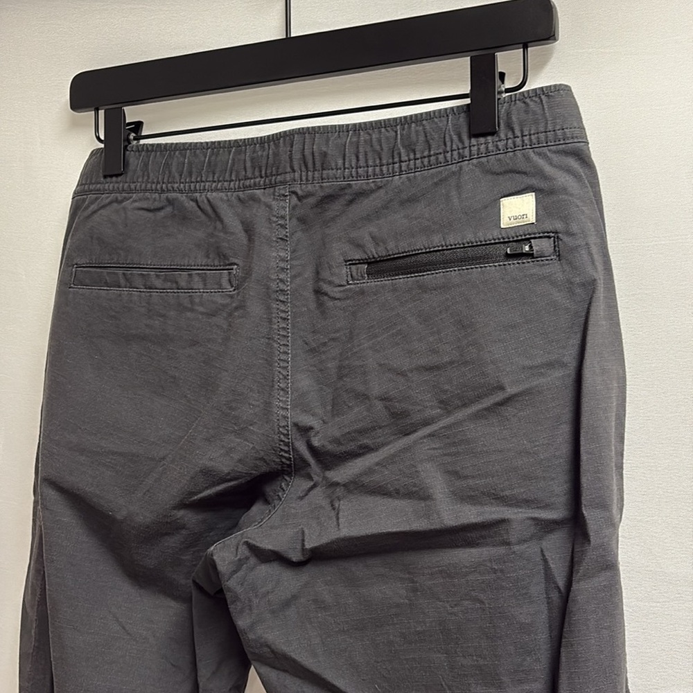 Vuori Ripstop Ankle Pant Charcoal Gary Size Small Large View 5